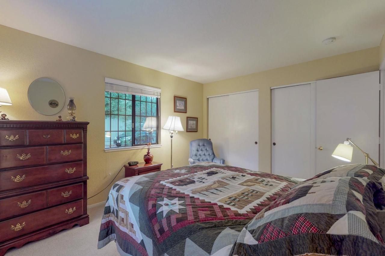 Charm By The Lake Groveland Exterior photo